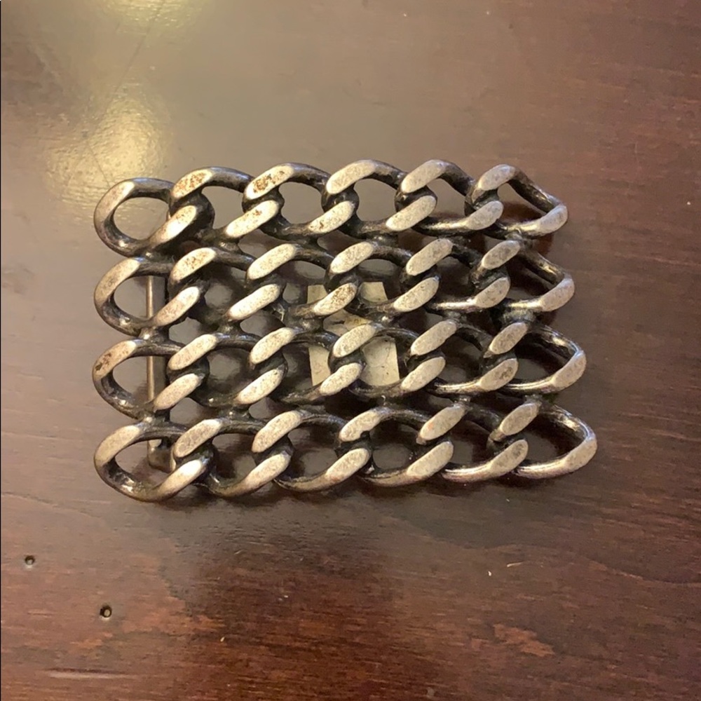 Belt buckle